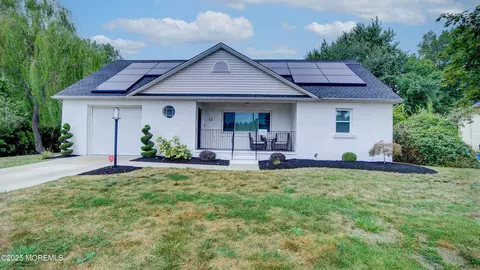 11 Third St, East Brunswick, NJ 08816