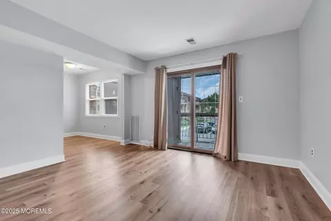 1617 Raspberry Ct, Edison, NJ 08817 photo 5