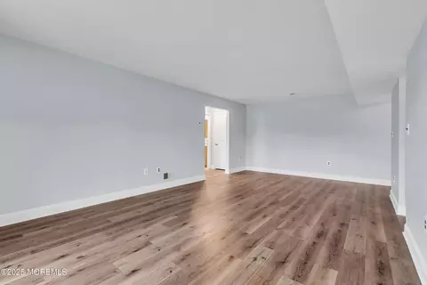 1617 Raspberry Ct, Edison, NJ 08817 photo 3