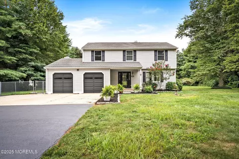 137 Mcguire Access Hwy, Wrightstown, NJ 08562