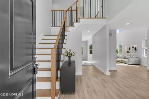 169 Grand Central Pkwy, Bayville, NJ 08721