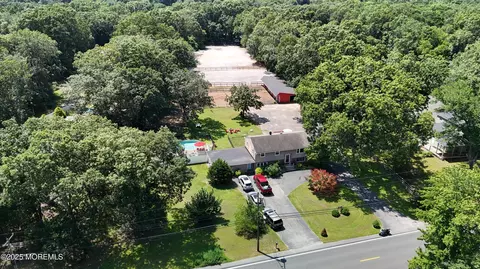 538 Frank Applegate Rd, Jackson, NJ 08527
