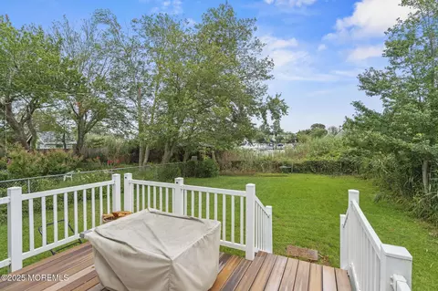 506 Parkside Ave, Toms River, NJ 08753
