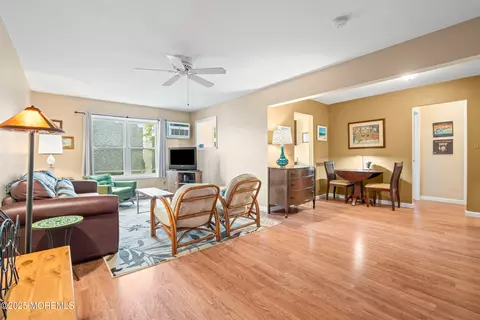 61 Pilgrim Pathway #12, Ocean Grove, NJ 07756