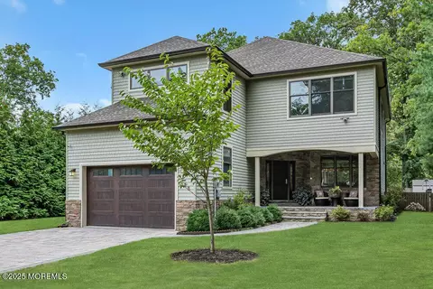 499 Wall St, Eatontown, NJ 07724