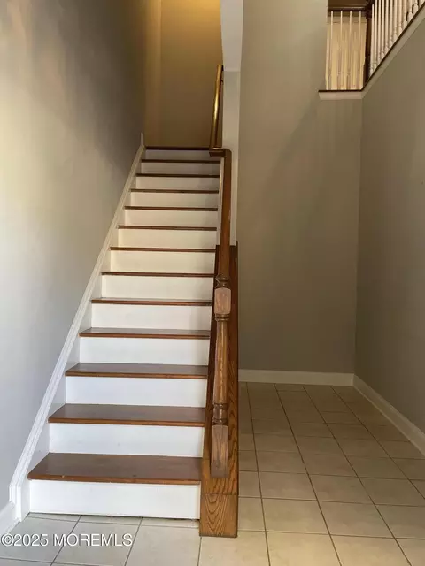 508 Abby Rd, Middletown, NJ 07748