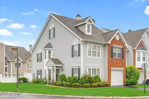 1 Oxford Rd, Holmdel, NJ 07733