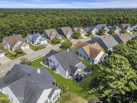 View/Area - 52 Strathmere St, Waretown, NJ 08758 photo 6 of 19