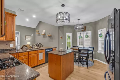 Kitchen - 52 Strathmere St, Waretown, NJ 08758 photo 2 of 6