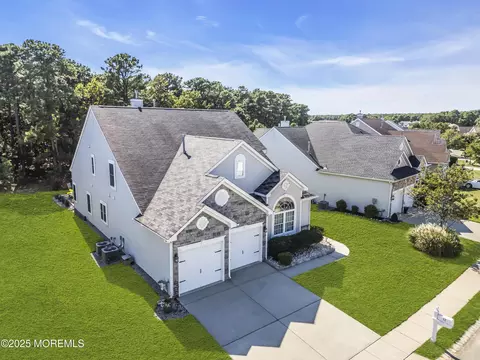 View/Area - 52 Strathmere St, Waretown, NJ 08758 photo 2 of 19