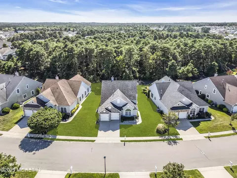 View/Area - 52 Strathmere St, Waretown, NJ 08758 photo 11 of 19