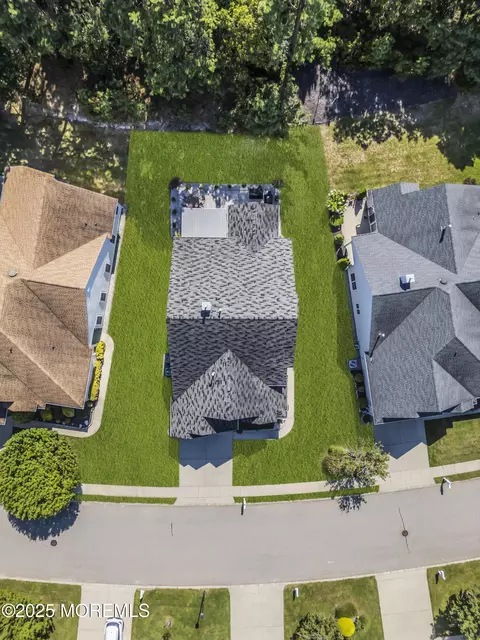 View/Area - 52 Strathmere St, Waretown, NJ 08758 photo 8 of 19