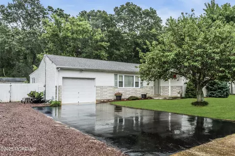 621 Preston St, Brick, NJ 08723