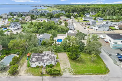 View/Area - 108 Baltic Ave, Waretown, NJ 08758 photo 4 of 21