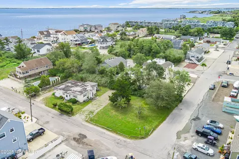 View/Area - 108 Baltic Ave, Waretown, NJ 08758 photo 6 of 21