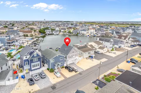 405 8th Ave, Seaside Heights, NJ 08751