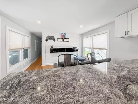 10 Robin, Hazlet, NJ 07730 photo 6