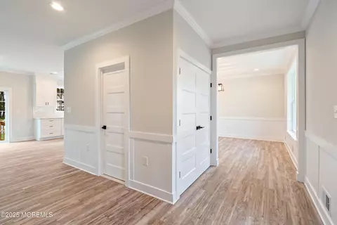 Entry Way - 1966 Breakers Dr, Barnegat, NJ 08005 photo 2 of 5