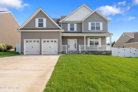 1966 Breakers Dr, Barnegat, NJ 08005