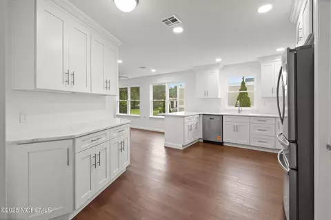 94 Everest Dr S, Brick, NJ 08724