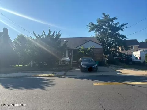 1011 Florence Ave, Union Beach, NJ 07735