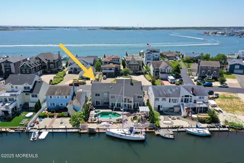 1731 Bay Isle Dr, Point Pleasant, NJ 08742