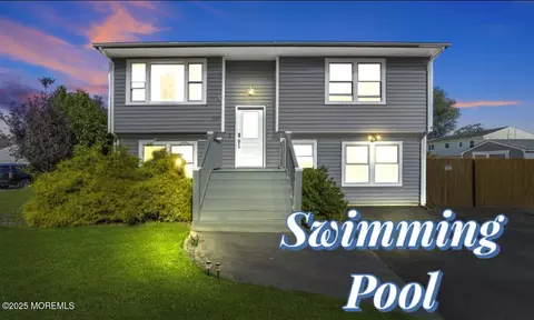 655 Garfield Ave, Toms River, NJ 08753