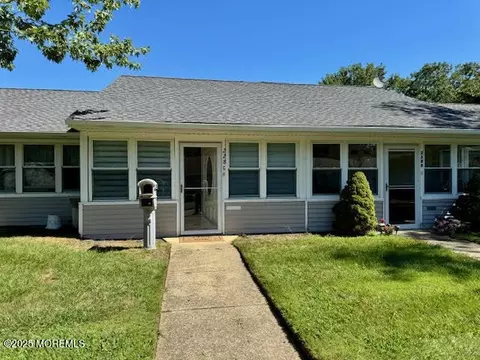 228 Buckingham Ct # C, Lakewood, NJ 08701