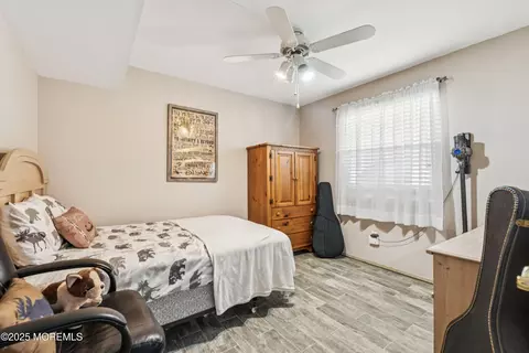 682 Millbrook Rd, Brick, NJ 08724 photo 10