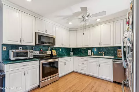 682 Millbrook Rd, Brick, NJ 08724 photo 25