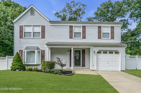 67 Concord Cir, Howell, NJ 07731