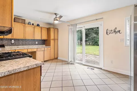 Kitchen - 8 Harfield Dr, Jackson, NJ 08527 photo 2 of 3