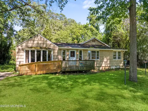 2808 Woolley Rd, Wall, NJ 07719