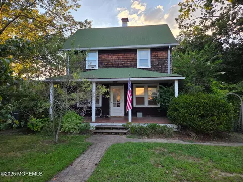 803 Beaver Dam Rd, Point Pleasant, NJ 08742