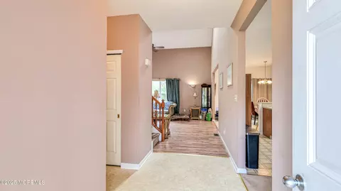 8 Springgate Ct, Little Egg Harbor, NJ 08087 photo 4