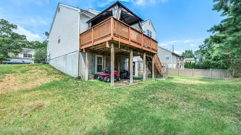 8 Springgate Ct, Little Egg Harbor, NJ 08087 photo 3