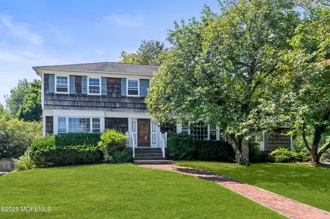 26 Rustic Ter, Little Silver, NJ 07739