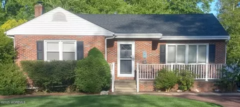 108 Orchard Ave, Hightstown, NJ 08520