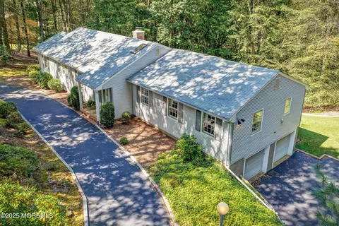 Exterior - 11 Deer Path, Holmdel, NJ 07733 photo 15 of 19