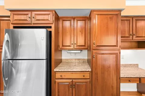 Kitchen - 11 Deer Path, Holmdel, NJ 07733 photo 3 of 5