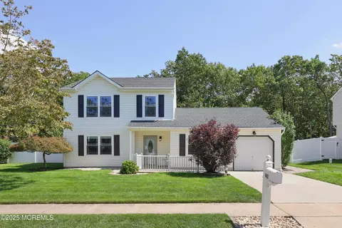 462 Austin Ave, Brick, NJ 08724