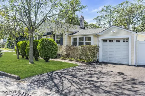 239 Jaehnel Pkwy, Point Pleasant, NJ 08742