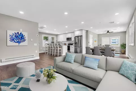 53 Chelsea Dr #73, Whiting, NJ 08759