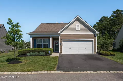 36 Addlestone Ln, Manchester, NJ 08759