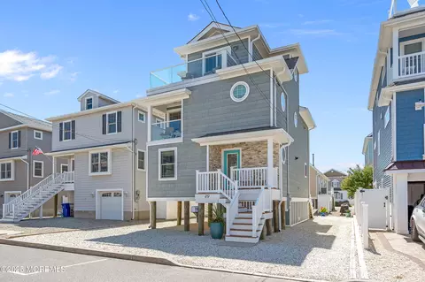 49 Fort Ave, Seaside Heights, NJ 08751