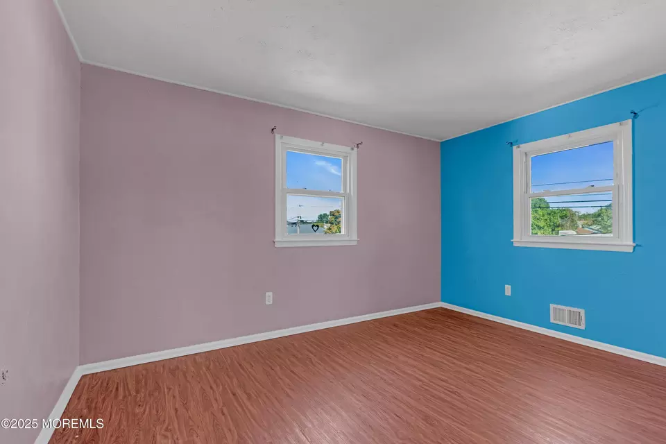 Bedroom - 19 Spruce St, Beachwood, NJ 08722 photo 3 of 9