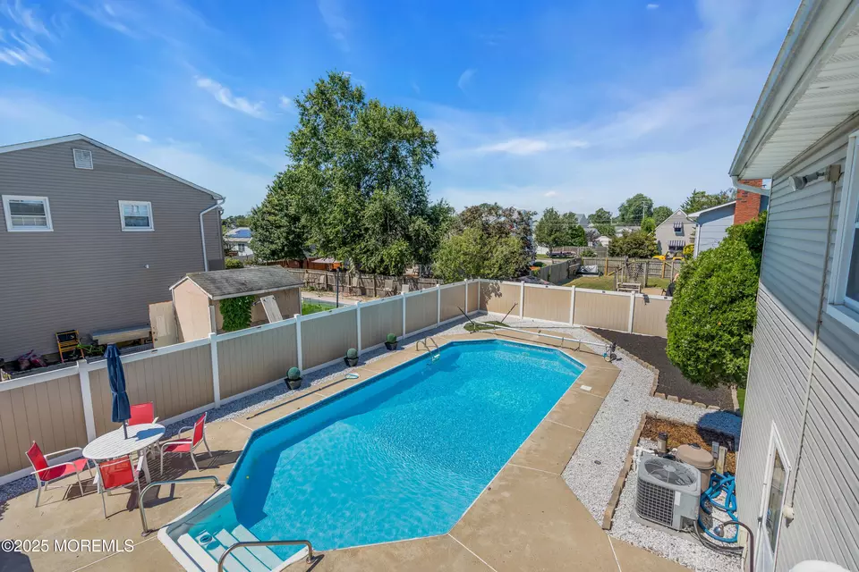 Exterior - 19 Spruce St, Beachwood, NJ 08722 photo 19 of 22