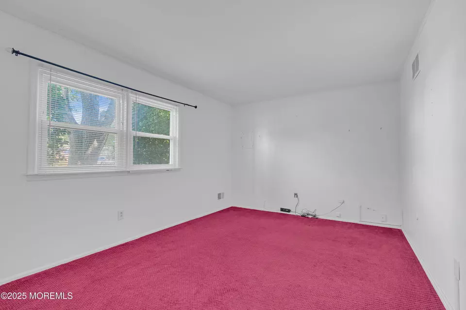 Bedroom - 19 Spruce St, Beachwood, NJ 08722 photo 7 of 9
