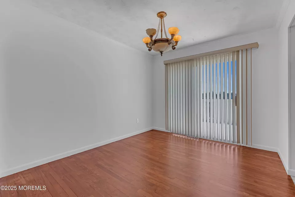 Dining - 19 Spruce St, Beachwood, NJ 08722 photo 1 of 1