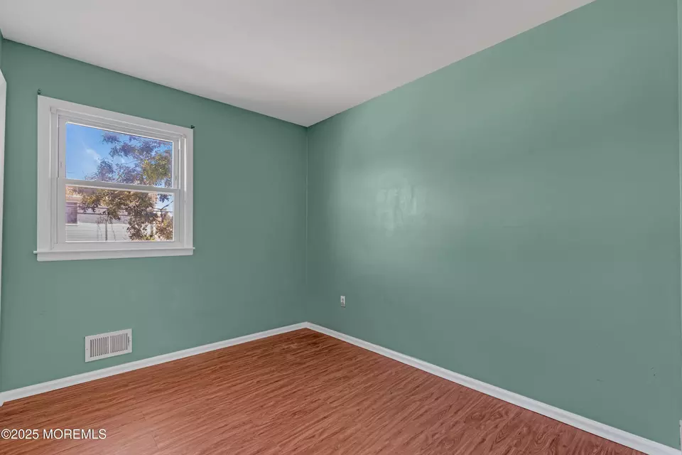 Bedroom - 19 Spruce St, Beachwood, NJ 08722 photo 1 of 9